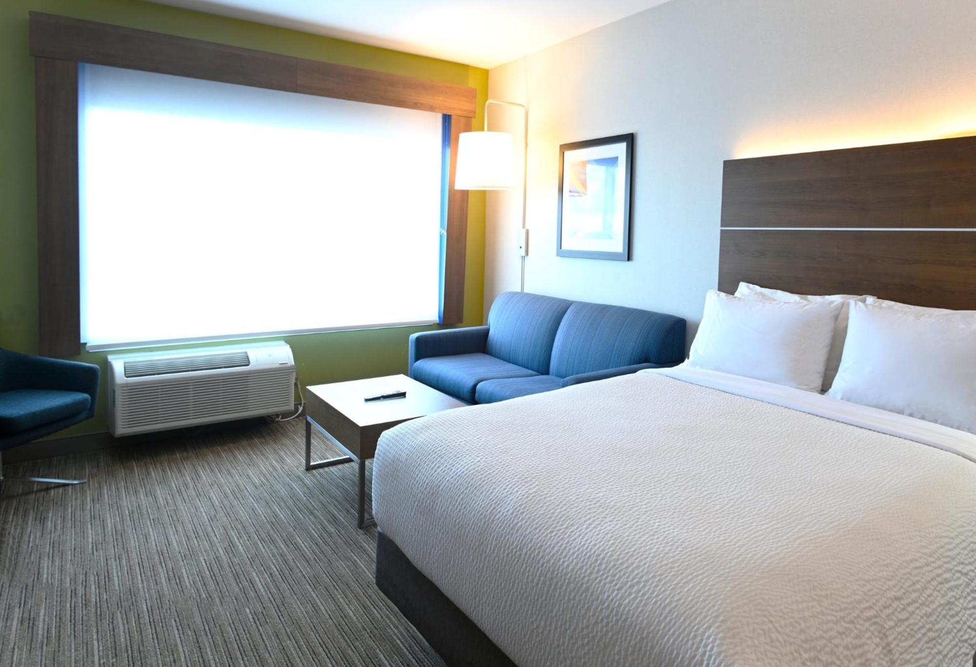 Holiday Inn Express & Suites - Aurora By Ihg Екстер'єр фото