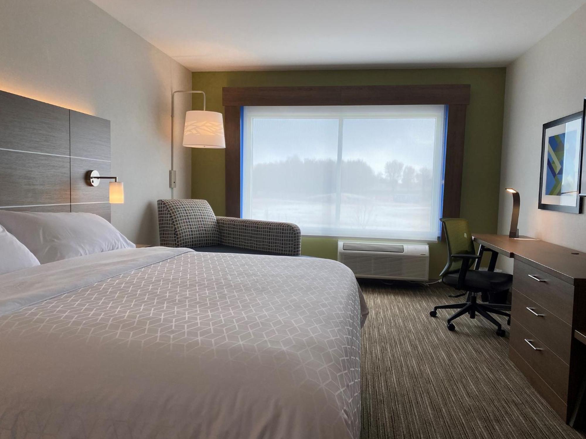 Holiday Inn Express & Suites - Aurora By Ihg Екстер'єр фото
